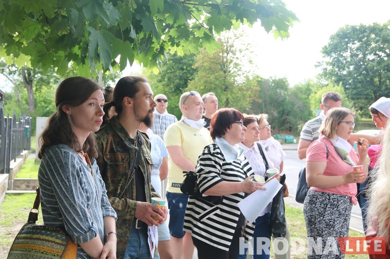 “Новы Свет я ніколі не бачыў”. Да шпацыру з пахамі і смакамі далучыліся невідушчыя ўдзельнікі “Новы Свет я ніколі не бачыў”. Да шпацыру з пахамі і смакамі далучыліся невідушчыя ўдзельнікі