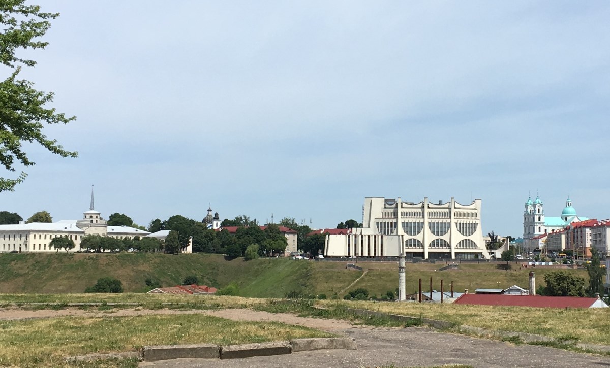 Летние площадки в Гродно: где посидеть в центре и не только летом 2019