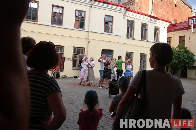 У дворыку былой “Крыгі” з’явіцца рэстаран усходняй кухні. Пачаліся грамадскія абмеркаванні