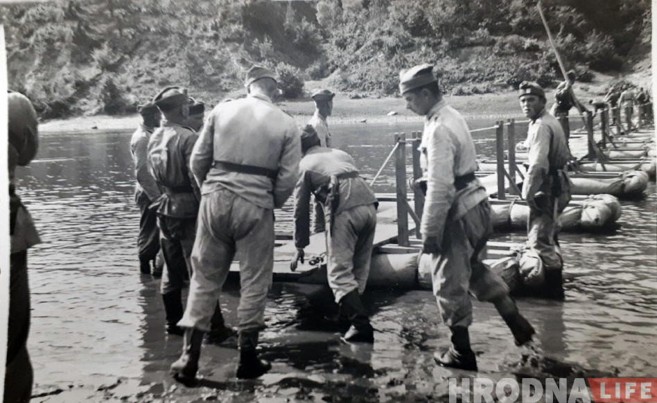 Остались только фотографии: как выглядел "Красный" мост в Румлево