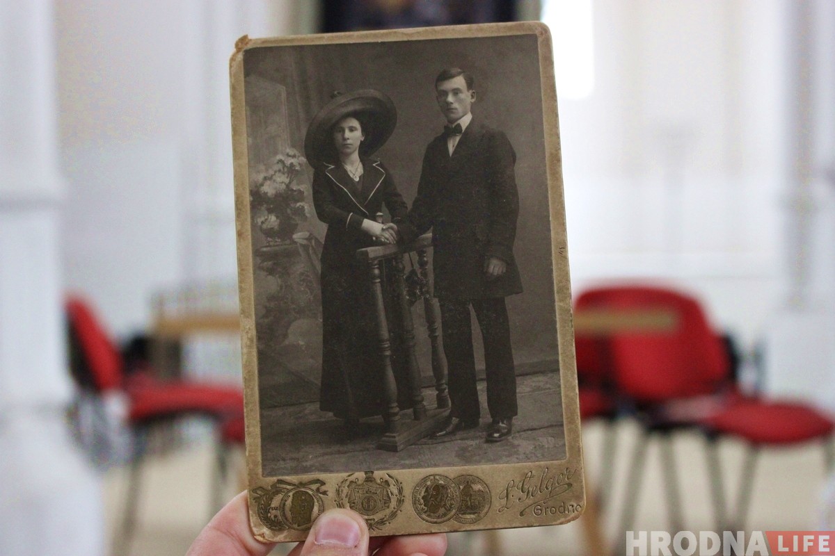 «Мама, вот мы и в Гродно». Американка приехала рассказать историю дедушки, который 100 лет назад бежал из города