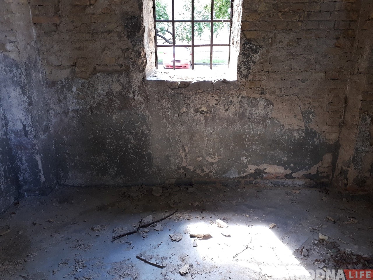 В Гродно на воинском кладбище разваливается часовня генерала Руссау. Лютеране ищут спонсоров, чтобы восстановить ее