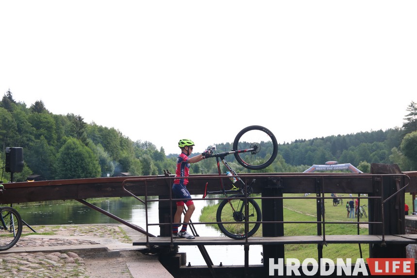 Веломарафон "Суседзі-2019" стартовал на Августовском канале под Гродно