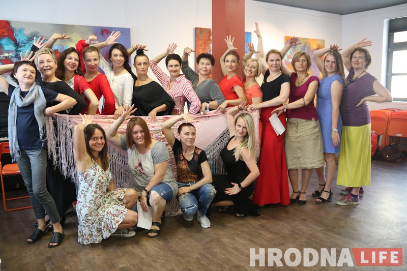 Фламенка прыйшло ў Гродна. Пакуль толькі на адзін дзень (фота)