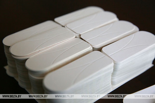 У Гродне асвоілі выпуск кардонных лыжак У Гродне асвоілі выпуск кардонных лыжак