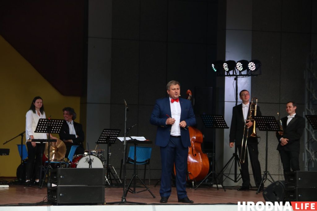 Застрэліць качку на вячэру і станцаваць вальс. У парку Жылібера гралі Штрауса для ўсіх