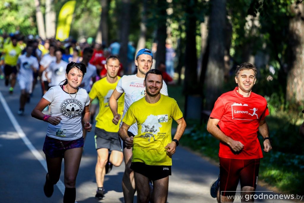 «Марафон не даруе авантурыстам». Гродзенскія бегуны аб падрыхтоўцы да марафону дружбы "Гродна-Друскінінкай»