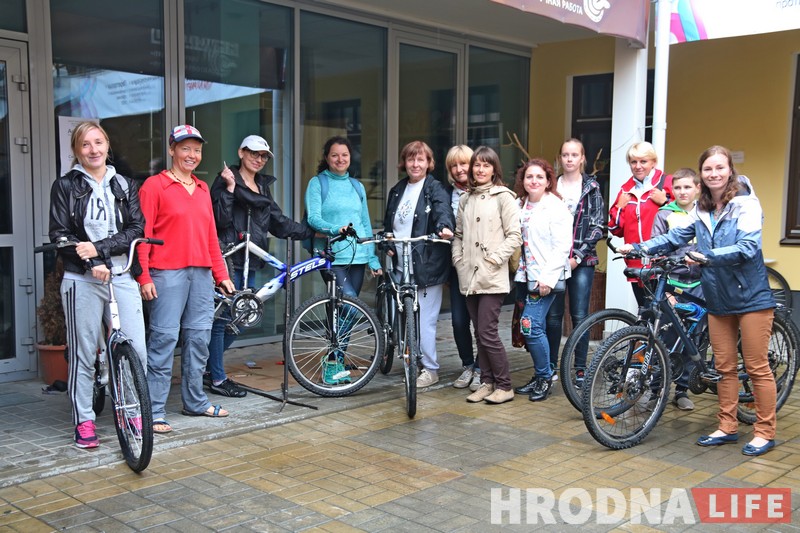 “Заклеіць кола ці адраматнаваць тармазы можа любая дзяўчына” Як прайшоў майстар-клас ад Hrodna.life  па рамонту ровараў