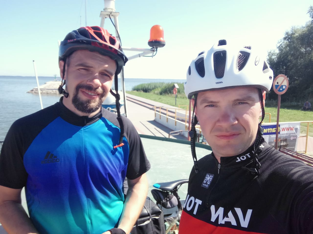 "Суседзі" - самое лучшее, где я был". Максим Зуев с семьей в пятый раз будет участвовать в марафоне