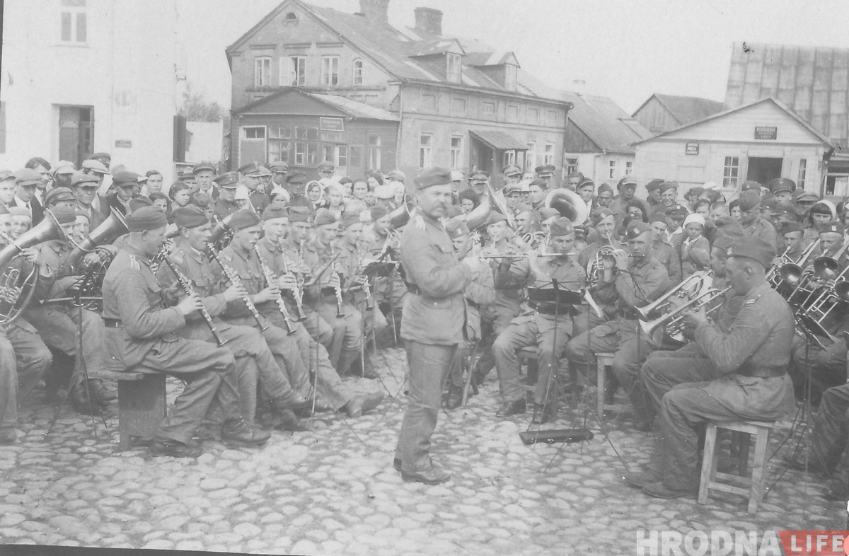 Сышлі ў 1939 на вайну з немцамі і не вярнуліся: вялікая фотагісторыя 76 палка імя Людвіка Нарбута з Гродна