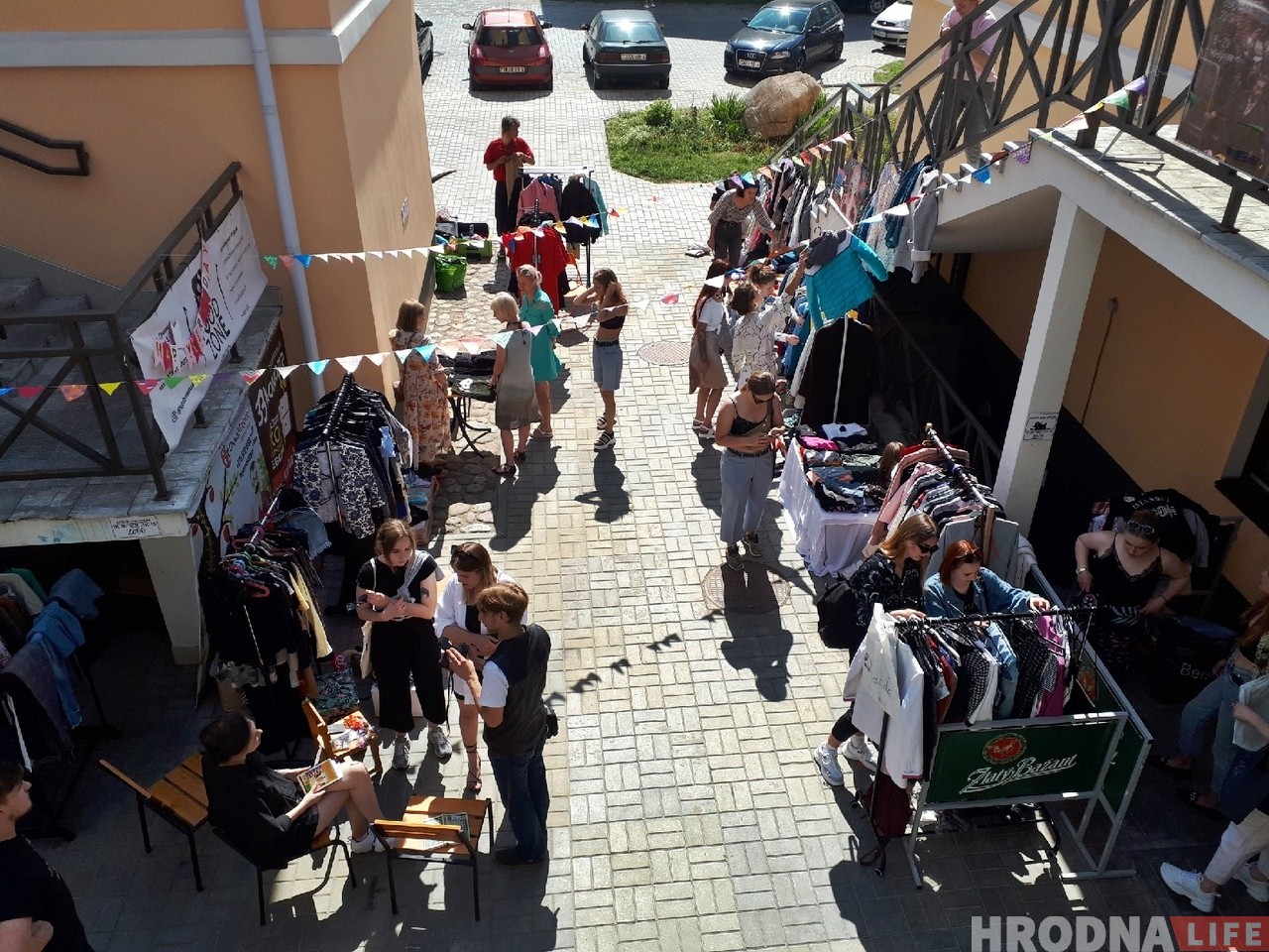 Чаму бар "Карсар" разагнаў моладзевы стрытмаркет на Кірава