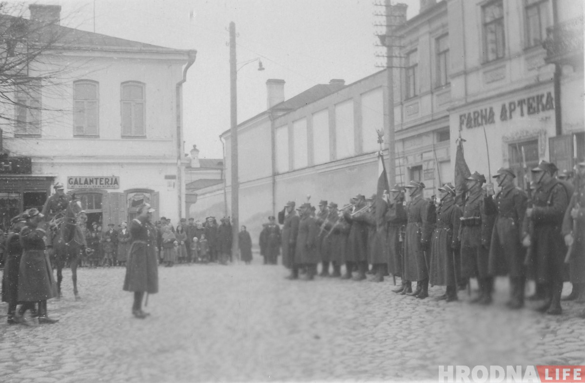 Сышлі ў 1939 на вайну з немцамі і не вярнуліся: вялікая фотагісторыя 76 палка імя Людвіка Нарбута з Гродна