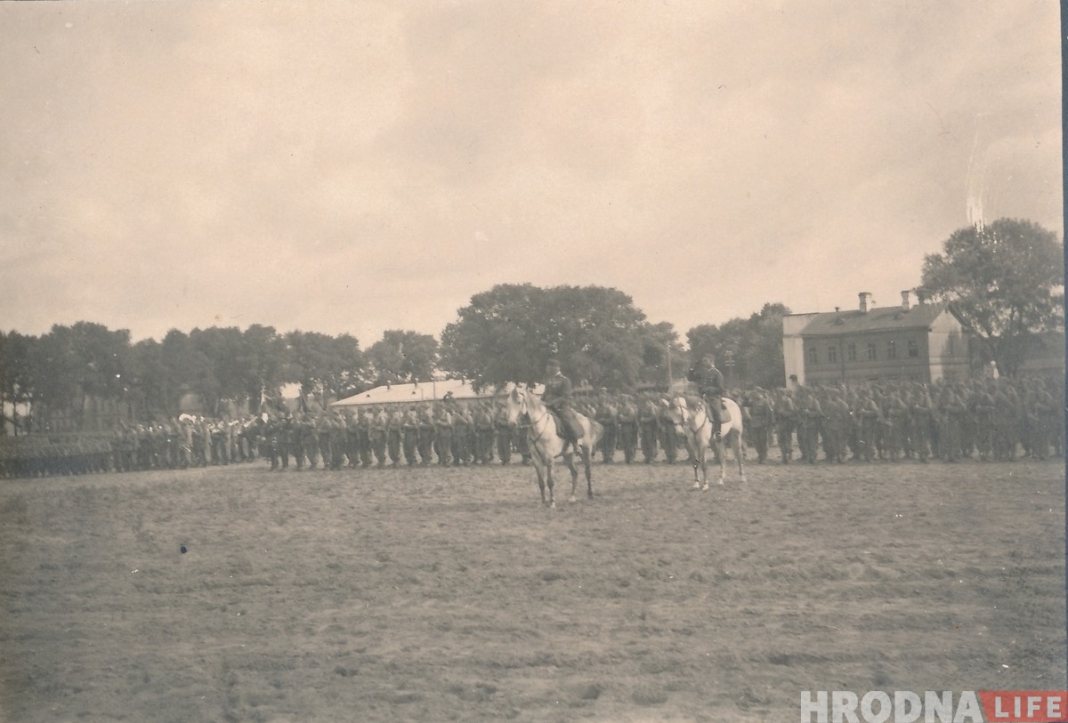 Сышлі ў 1939 на вайну з немцамі і не вярнуліся: вялікая фотагісторыя 76 палка імя Людвіка Нарбута з Гродна