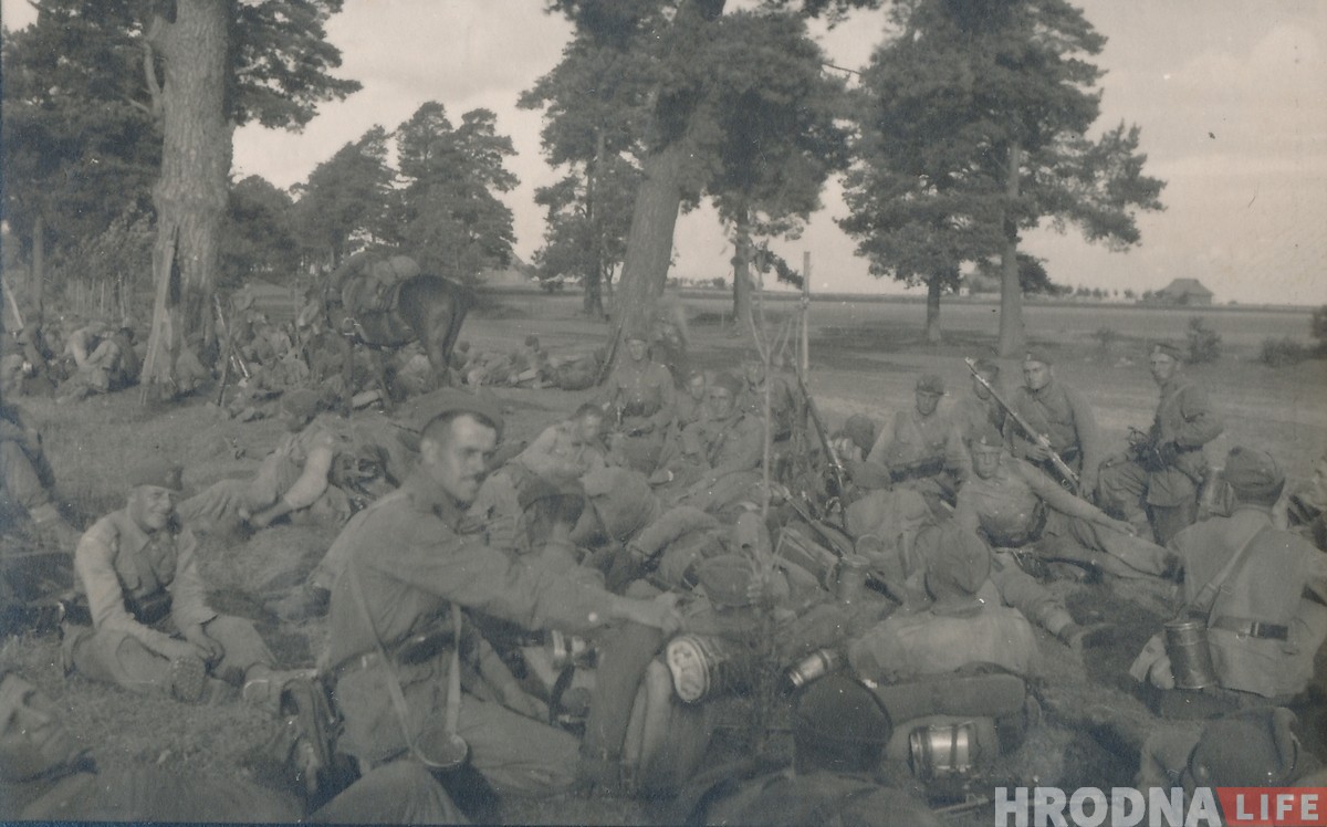 Сышлі ў 1939 на вайну з немцамі і не вярнуліся: вялікая фотагісторыя 76 палка імя Людвіка Нарбута з Гродна