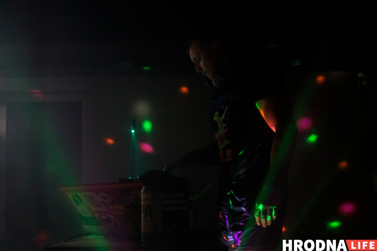 У Гродне адкрыўся бар Crazy Dog: глядзі фота з першай паці У Гродне адкрыўся бар Crazy Dog: глядзі фота з першай паці