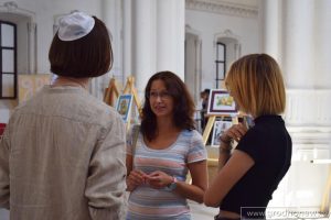 “Круцяць нешта сабе”. Наста Роўба адкрыла фаер-школу дзе вучаць не баяцца і паважаць агонь “Круцяць нешта сабе”. Наста Роўба адкрыла фаер-школу дзе вучаць не баяцца і паважаць агонь