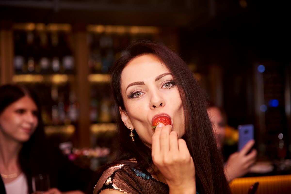 «Гучна паспяваць і смачна пад'есці". У цэнтры Гродна адкрыецца бар, дзе кожны зможа адчуць сябе зоркай «Гучна паспяваць і смачна пад'есці". У цэнтры Гродна адкрыецца бар, дзе кожны зможа адчуць сябе зоркай