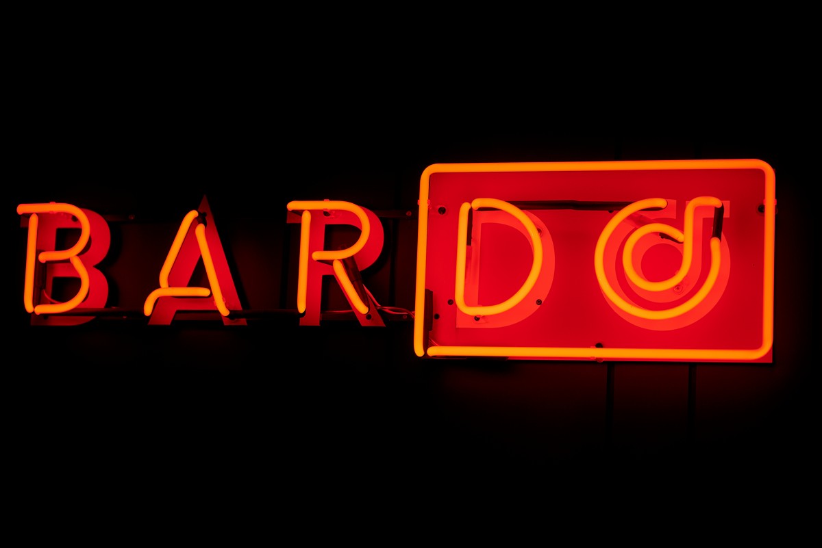 «Гучна паспяваць і смачна пад'есці". У цэнтры Гродна адкрыецца бар, дзе кожны зможа адчуць сябе зоркай «Гучна паспяваць і смачна пад'есці". У цэнтры Гродна адкрыецца бар, дзе кожны зможа адчуць сябе зоркай