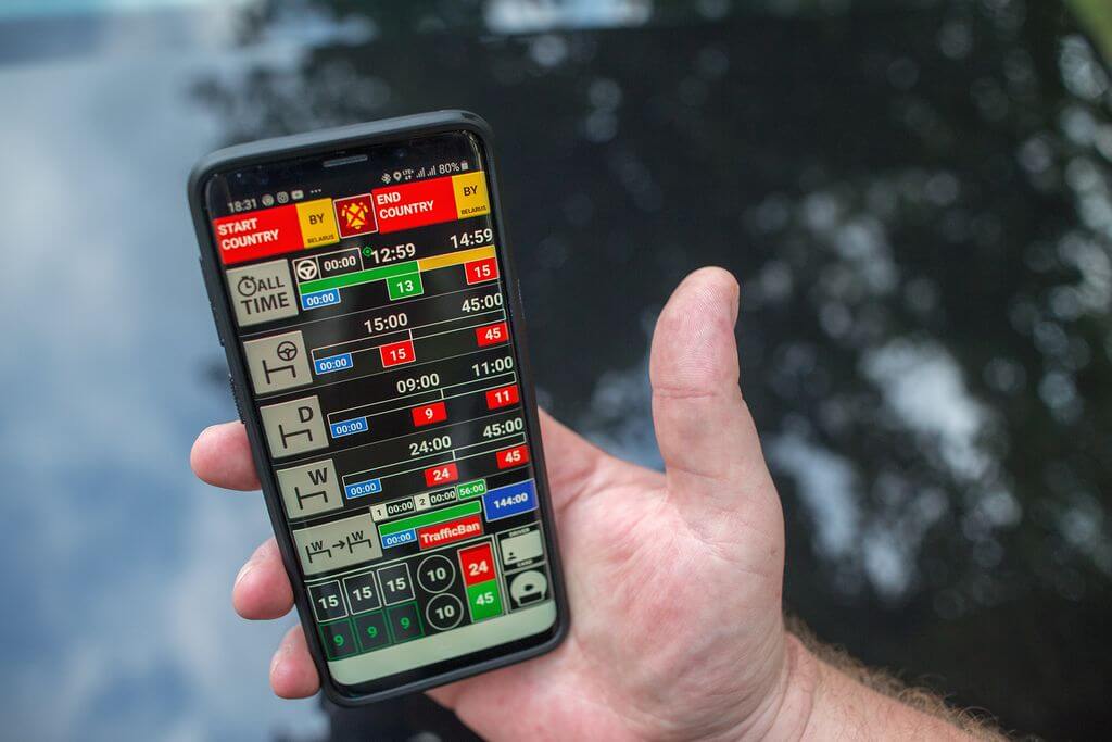 «Злой Дальнобой» з Гродна распавёў пра стварэнне канала і дадаткі для дальнабойшчыкаў