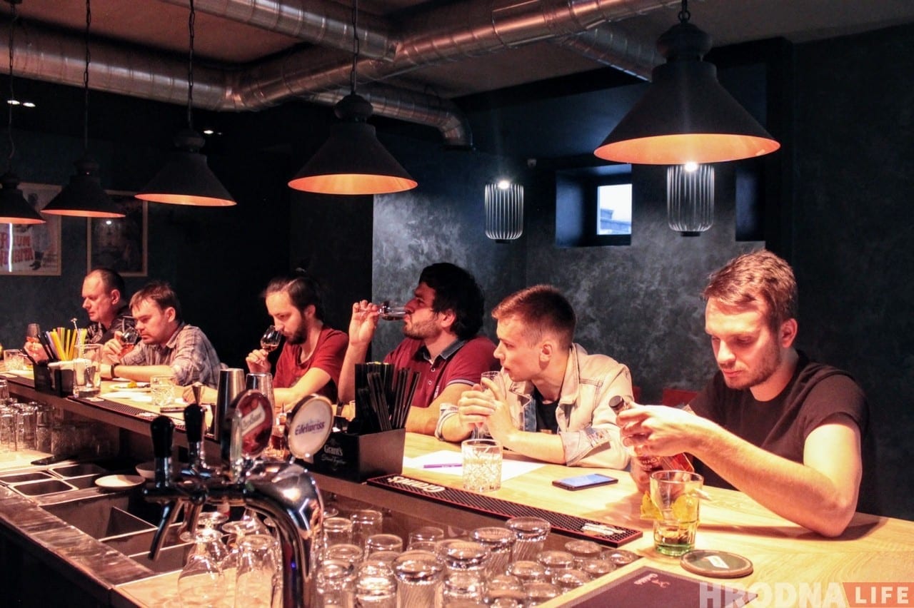 Как Калючинская не стала тусовочной улицей: почему жильцы против баров