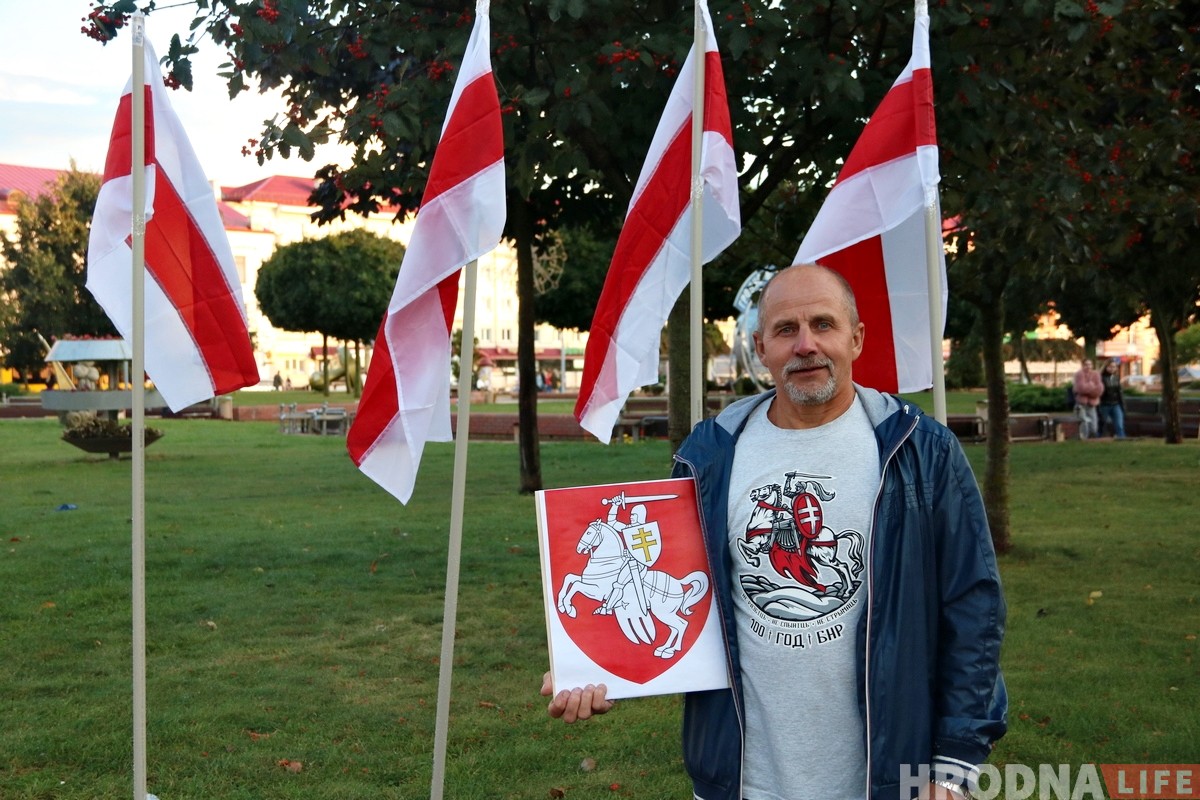 Выбары 2019: у цэнтры Гродна нагадалі пра нацыянальныя сімвалы