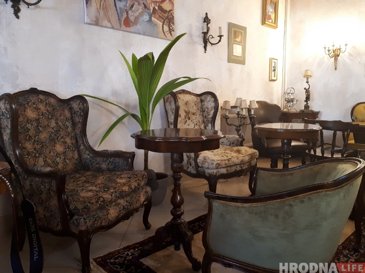 На Ажэшкі адкрылася вінтажная кавярня "Атмасфера"