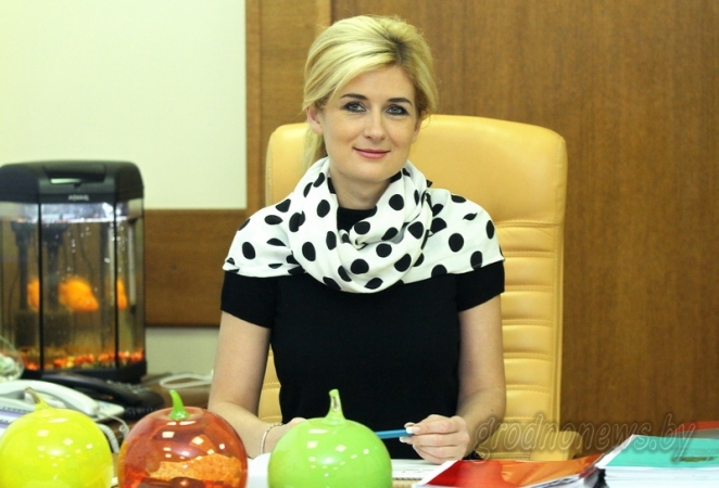 СМИ: в Гродно работает одна из самых сексуальных чиновниц Беларуси