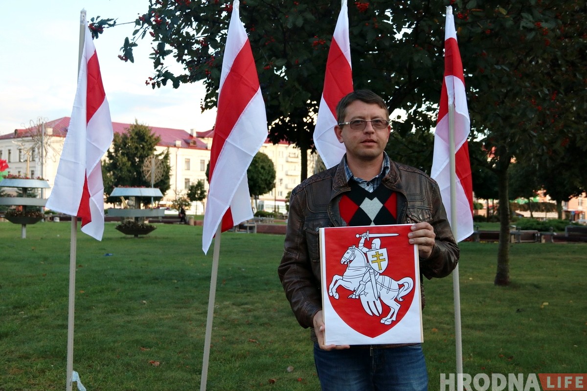 Выбары 2019: у цэнтры Гродна нагадалі пра нацыянальныя сімвалы