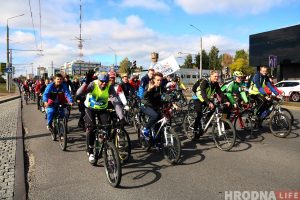 У Гродне Ровар-фэстам адкрылі летні веласезон і склалі гігантскі ровар (+відэа з дрона) ВелоГродно День без автомобиля велопробег