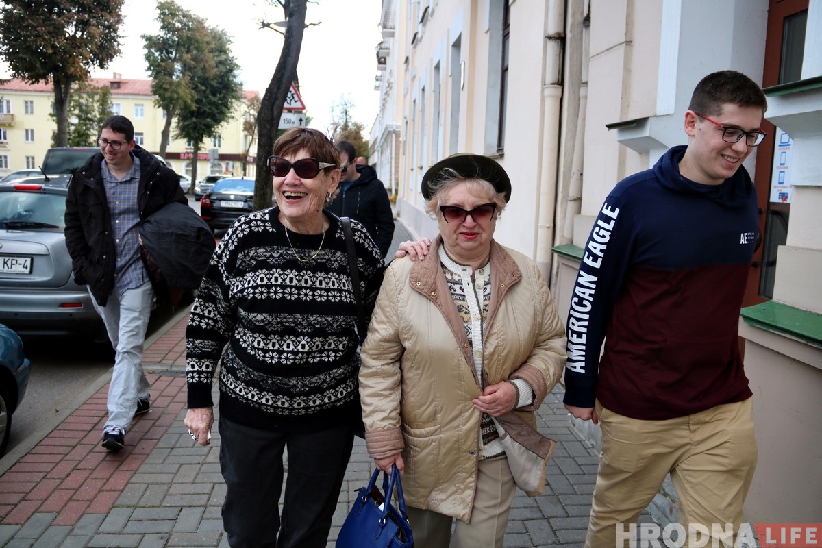 Сустрэча з Рут Маркус у рэдакцыі: «Бацька быў бы рады, калі б ведаў, што я на Кірава расказваю гродзенцам пра сям'ю»