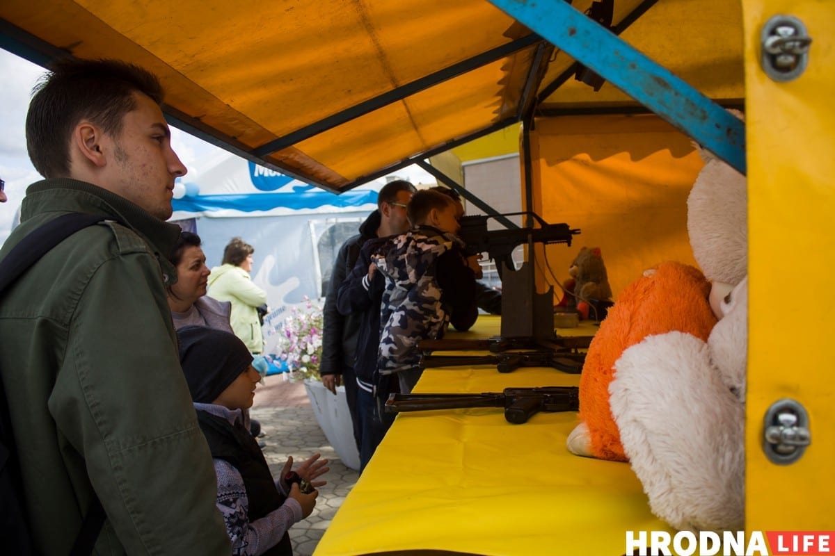 Калізей і Лёсік. Топ-10 фігурак з сыру з Фестывалю сыру ў Гродне Калізей і Лёсік. Топ-10 фігурак з сыру з Фестывалю сыру ў Гродне