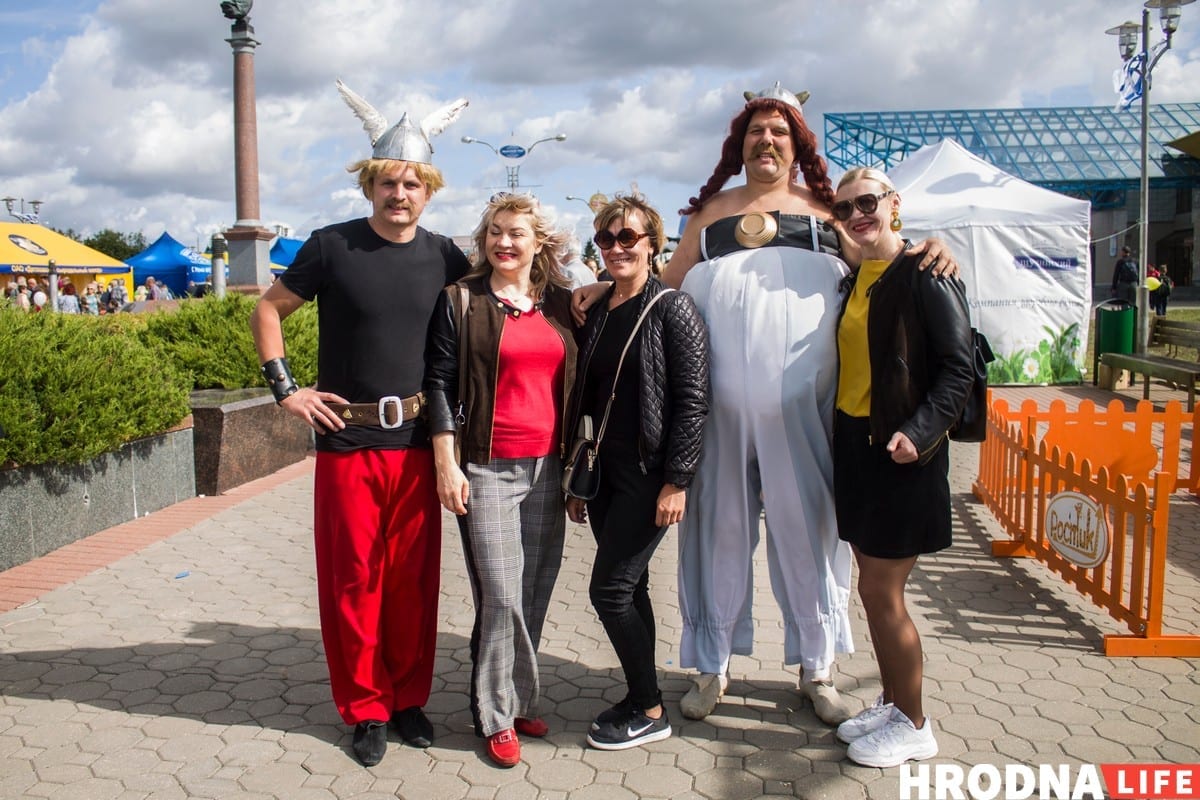 Калізей і Лёсік. Топ-10 фігурак з сыру з Фестывалю сыру ў Гродне Калізей і Лёсік. Топ-10 фігурак з сыру з Фестывалю сыру ў Гродне