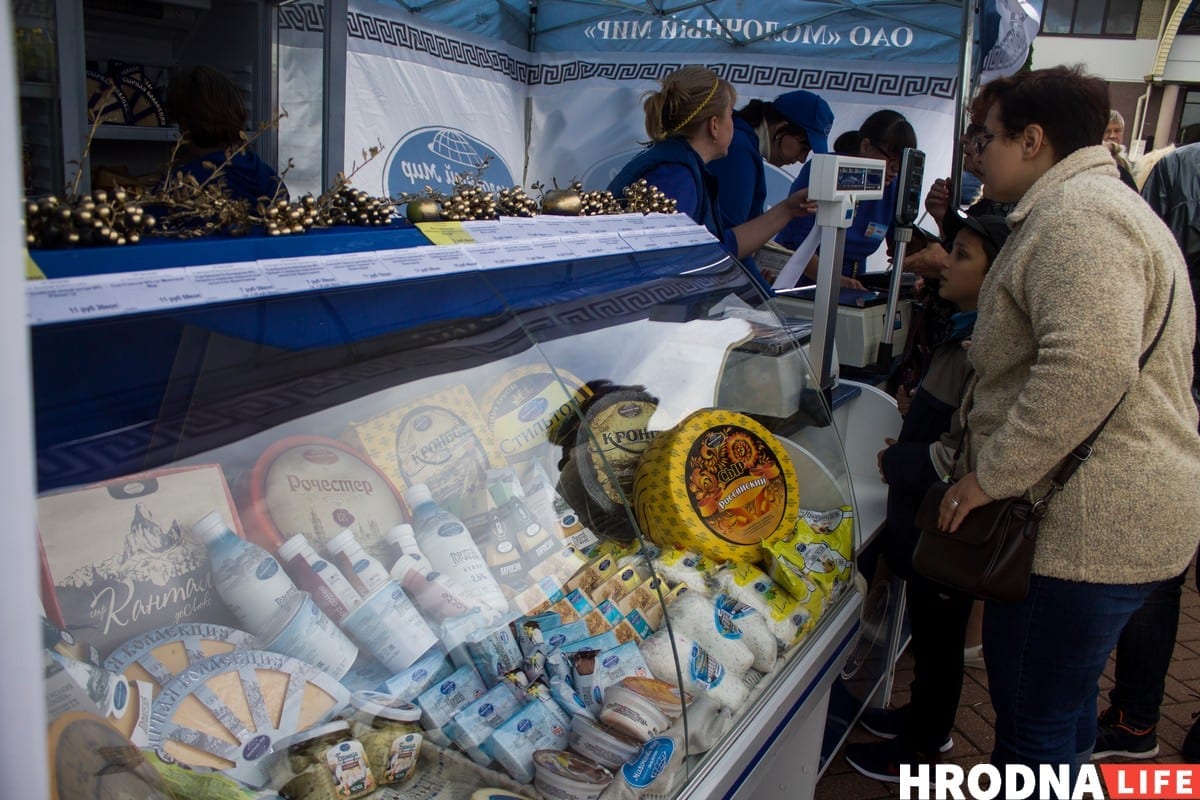 Калізей і Лёсік. Топ-10 фігурак з сыру з Фестывалю сыру ў Гродне Калізей і Лёсік. Топ-10 фігурак з сыру з Фестывалю сыру ў Гродне