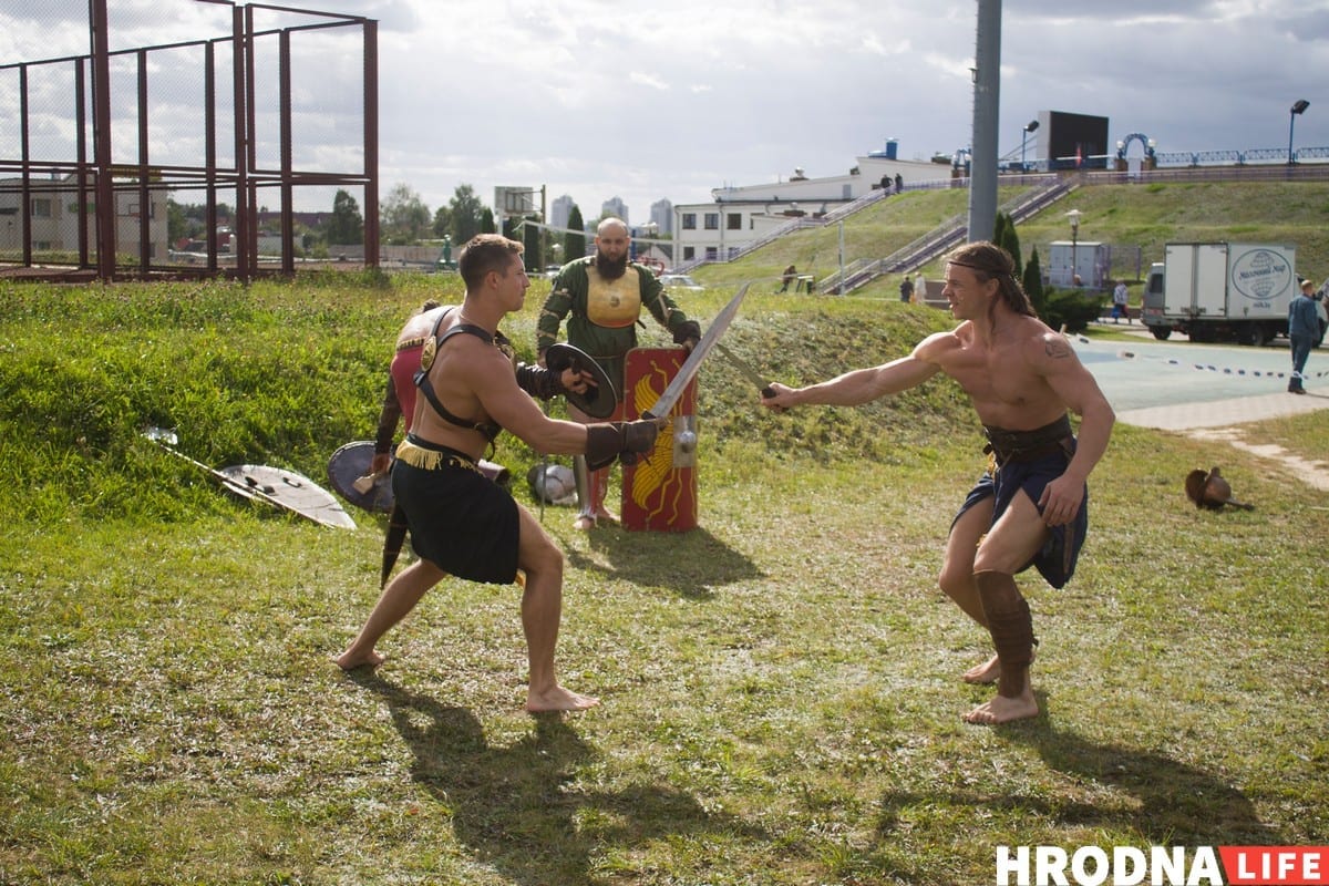 Калізей і Лёсік. Топ-10 фігурак з сыру з Фестывалю сыру ў Гродне Калізей і Лёсік. Топ-10 фігурак з сыру з Фестывалю сыру ў Гродне