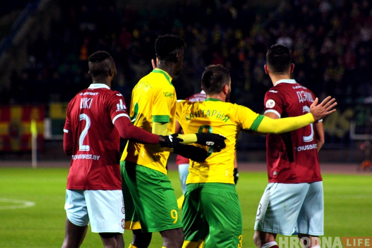 Прыклалі ўсе сілы, але прайгралі: ў "Заходнім дэрбі" зноў мацней "Дынама"