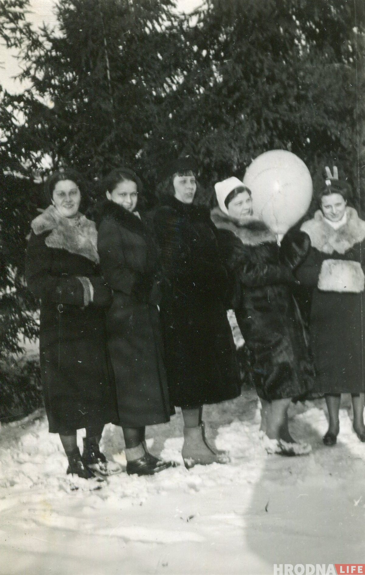 Гродна і гродзенцы: публікуем чарговы фотаархіў гараджан 1930-40-х гадоў Гродна і гродзенцы: публікуем чарговы фотаархіў гараджан 1930-40-х гадоў