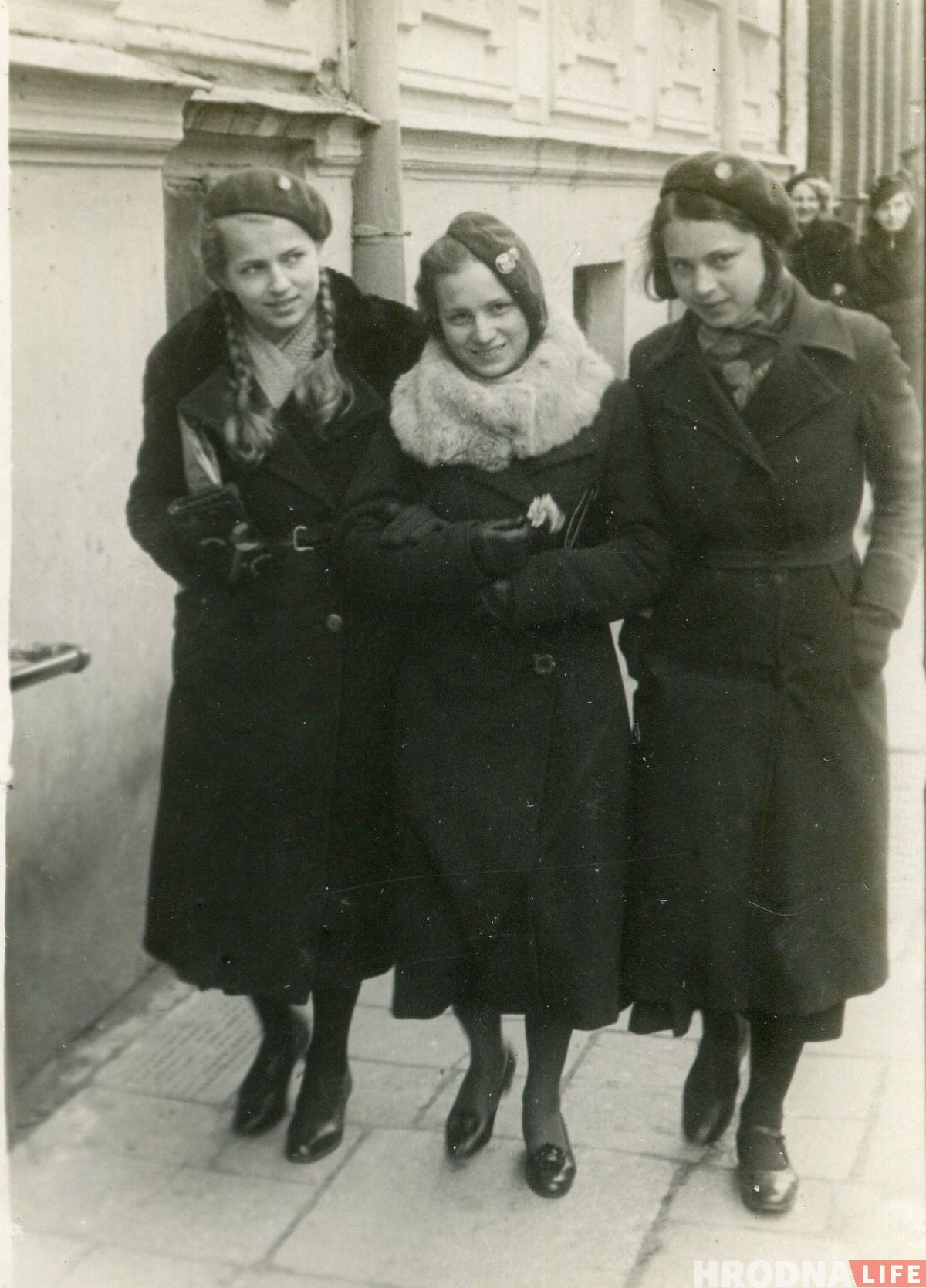 Гродна і гродзенцы: публікуем чарговы фотаархіў гараджан 1930-40-х гадоў Гродна і гродзенцы: публікуем чарговы фотаархіў гараджан 1930-40-х гадоў