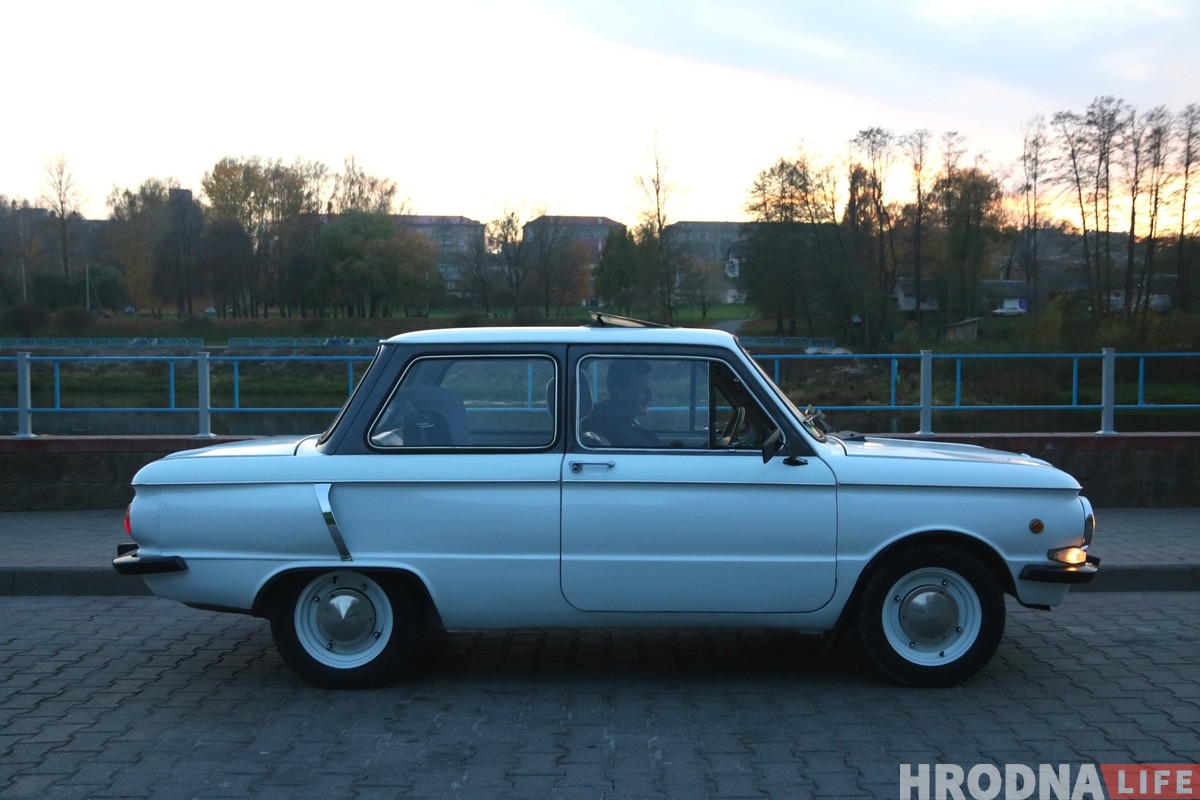 «Гэта мой гонар, мара дзяцінства». Чаму гродзенец 12 гадоў ездзіць на "Запарожцы"