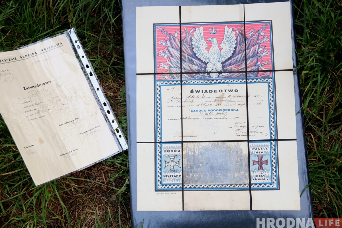 «За такие документы людей вывозили, как врагов советского народа». Необычная находка гродненца в старом доме