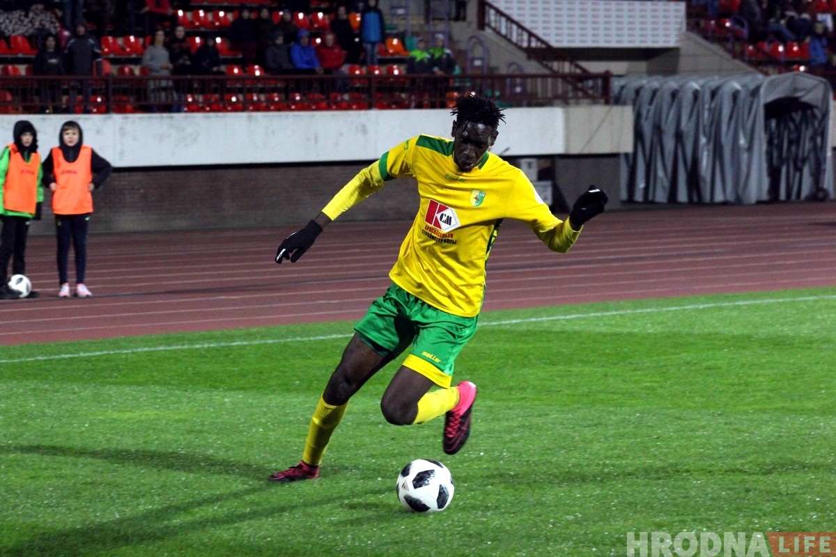 Прыклалі ўсе сілы, але прайгралі: ў "Заходнім дэрбі" зноў мацней "Дынама"