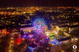 Глядзіце, як зменьваецца дворык былой пальчаткавай фабрыкі Глядзіце, як зменьваецца дворык былой пальчаткавай фабрыкі