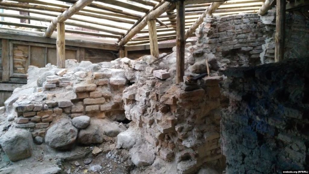 У Горадні руіны адной з найстарэйшых у Вялікім Княстве Літоўскім цэркваў перанясуць у іншае месца. ФОТА