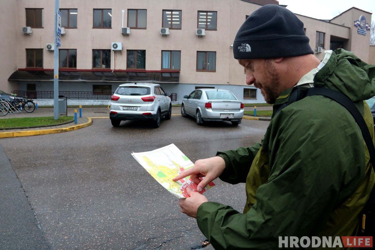 «У Гродне адчуваю сябе як дома». Нашчадак выжыўшых вязняў гета прыехаў з ЗША паглядзець горад продкаў