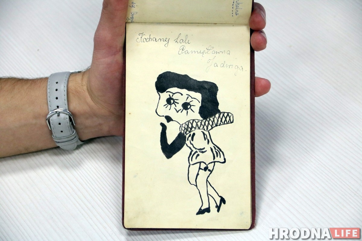 Микки Мауса знали в Гродно еще в 1930-х: смотрите, какой блокнот нам показали читатели