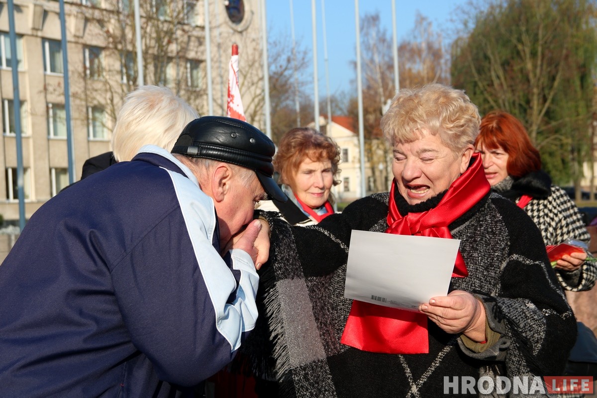 «Сталина не осуждаю». Студентка из Гродно о том почему вступила в компартию и поддерживает расстрелы