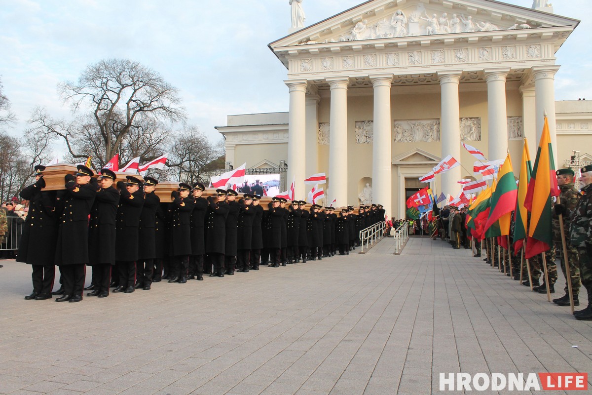 Як у Вільні прайшло перапахаванне Кастуся Каліноўскага і іншых паўстанцаў Як у Вільні прайшло перапахаванне Кастуся Каліноўскага і іншых паўстанцаў