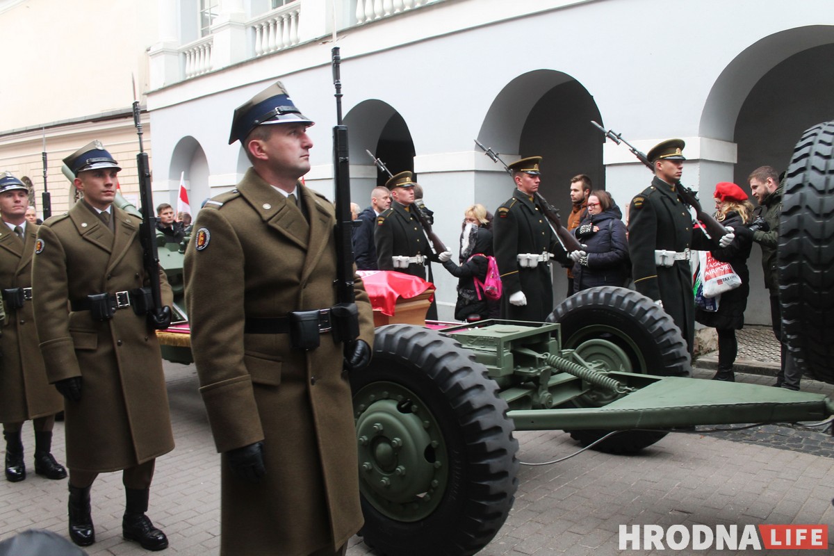 Как в Вильнюсе прошло перезахоронение Кастуся Калиновского и других повстанцев