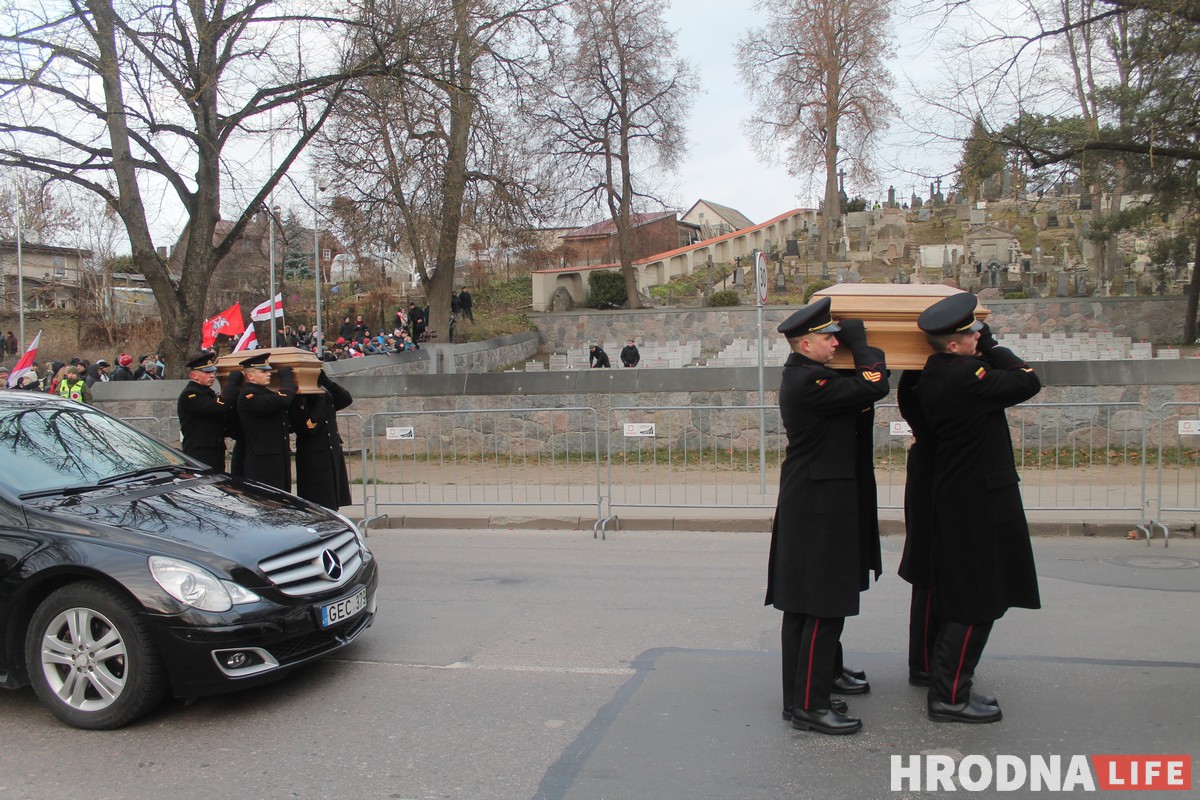 Як у Вільні прайшло перапахаванне Кастуся Каліноўскага і іншых паўстанцаў Як у Вільні прайшло перапахаванне Кастуся Каліноўскага і іншых паўстанцаў