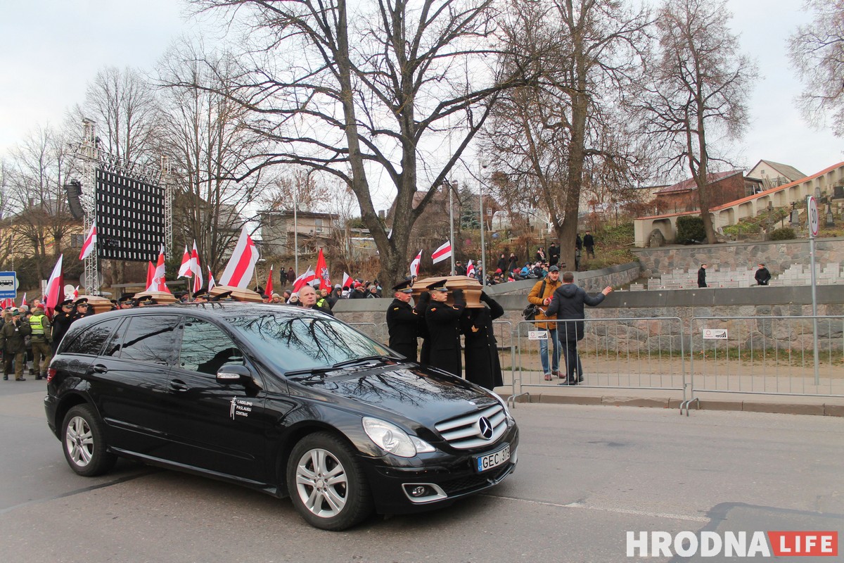 Как в Вильнюсе прошло перезахоронение Кастуся Калиновского и других повстанцев