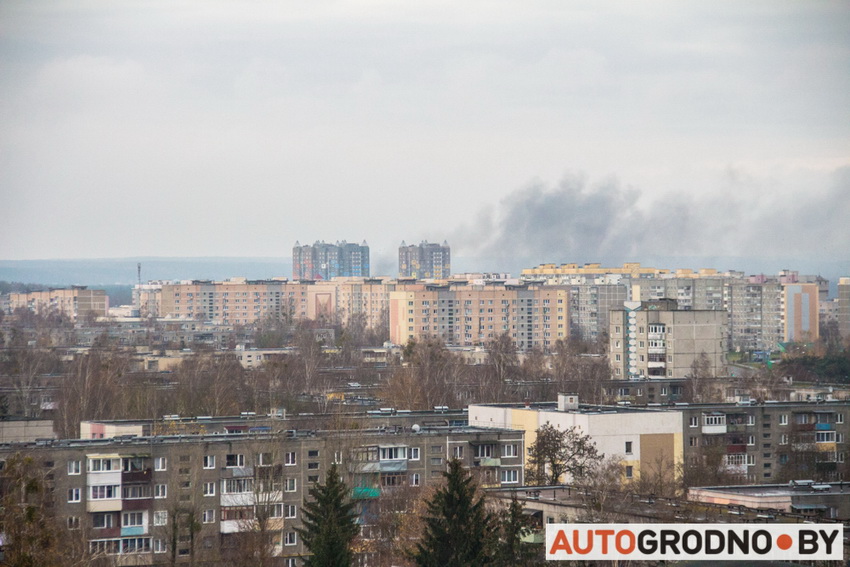 На территории воинской части на Фолюше случился пожар. Взрывы были слышны издалека